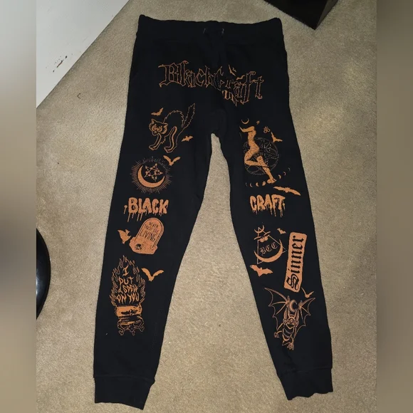 BLACKCRAFT IV HALLOWEEN EDITION JOGGERS BLACK & ORANGE SIZE APPROXIMATELY M/L